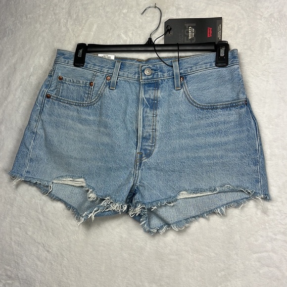 Levi's 501 Denim HighRise Light Blue Vintage Fray Hem Fitted Cotton Jean Shorts - Picture 2 of 12